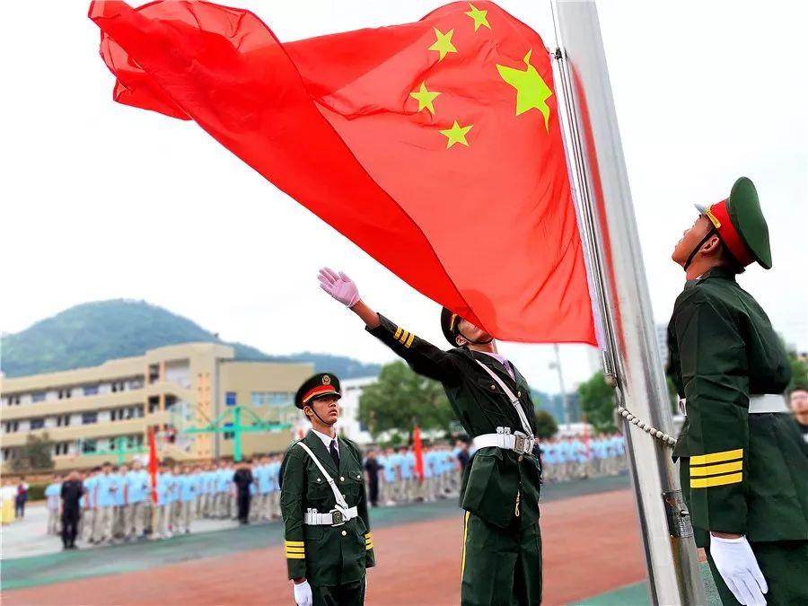 救援小绿龙